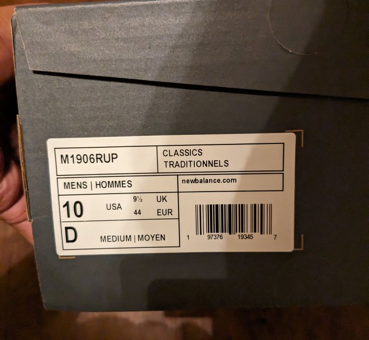 New Balance 1906r Up There