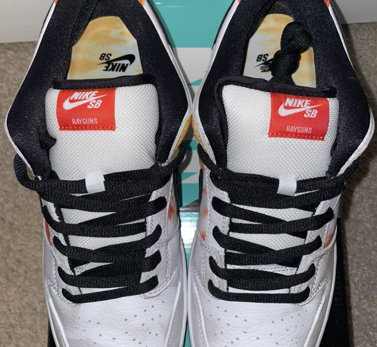 Nike Sb Dunk Low Raygun Tie-dye White