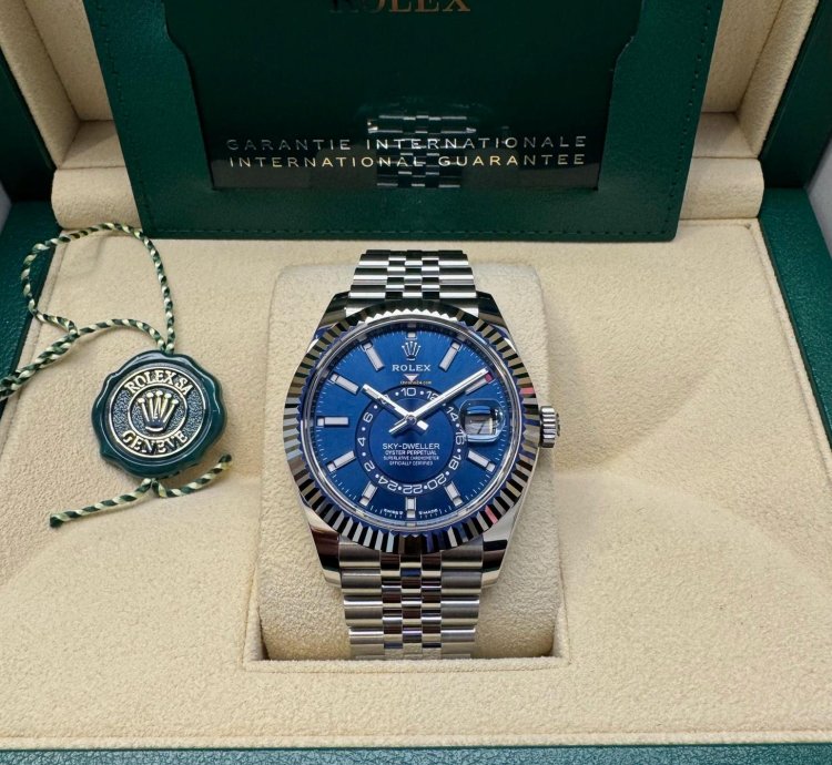 Rolex Sky-dweller Steel Blue Dial Jubliee
