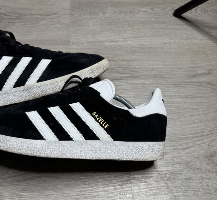 Adidas Gazelle - Core Black Cloud White Gold 2018