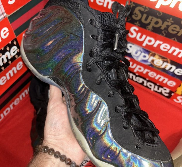 Nike Air Foamposite One Hologram 2015 Size 12 5