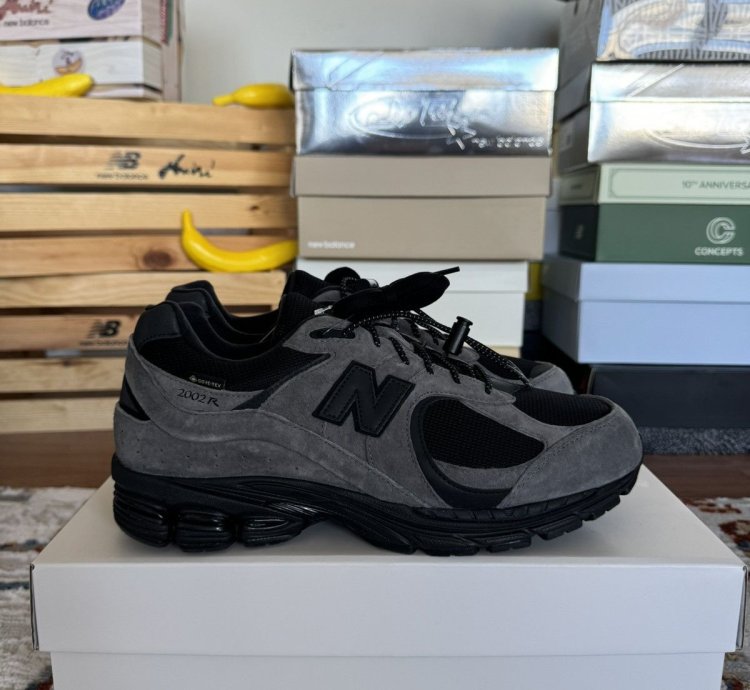 New Balance 2002r Gore-tex Jjjjound