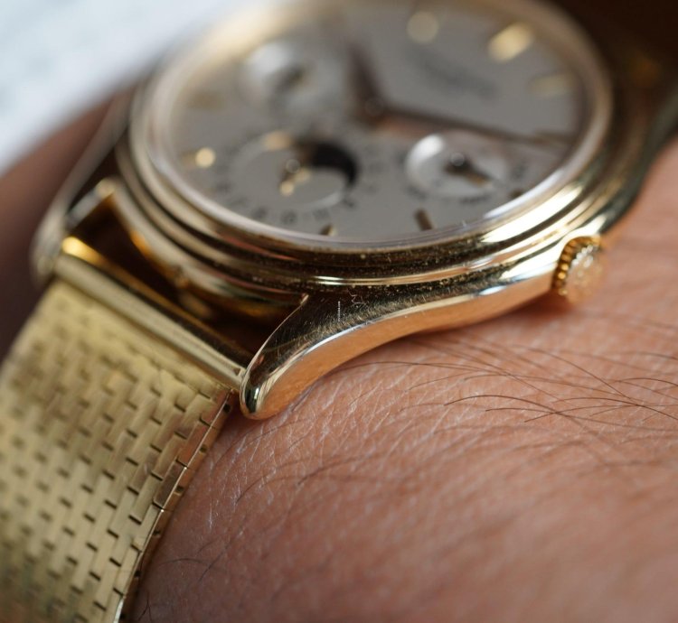 Patek Philippe Reference 3940j 1st Series On Cb Tiffany Co Bracelet Extract From The Archives