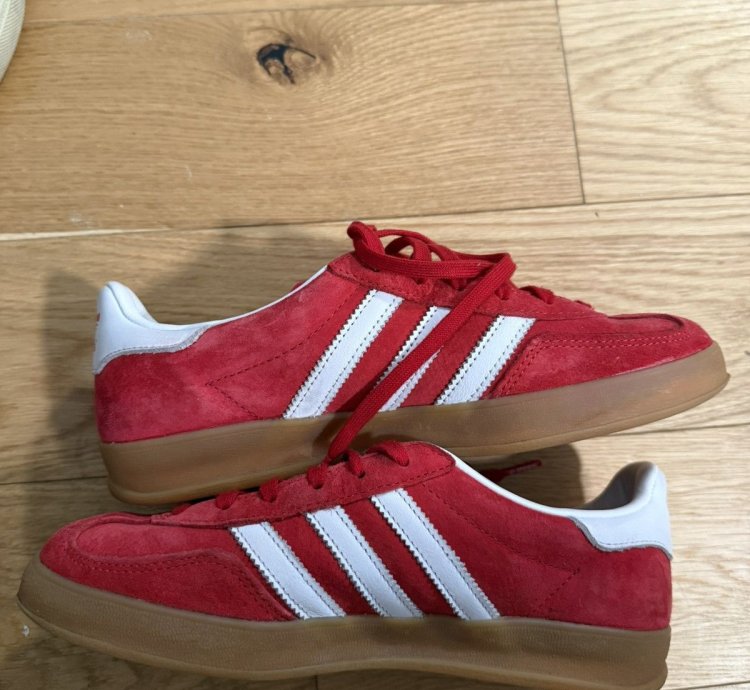 Adidas Gazelle Cherry Red
