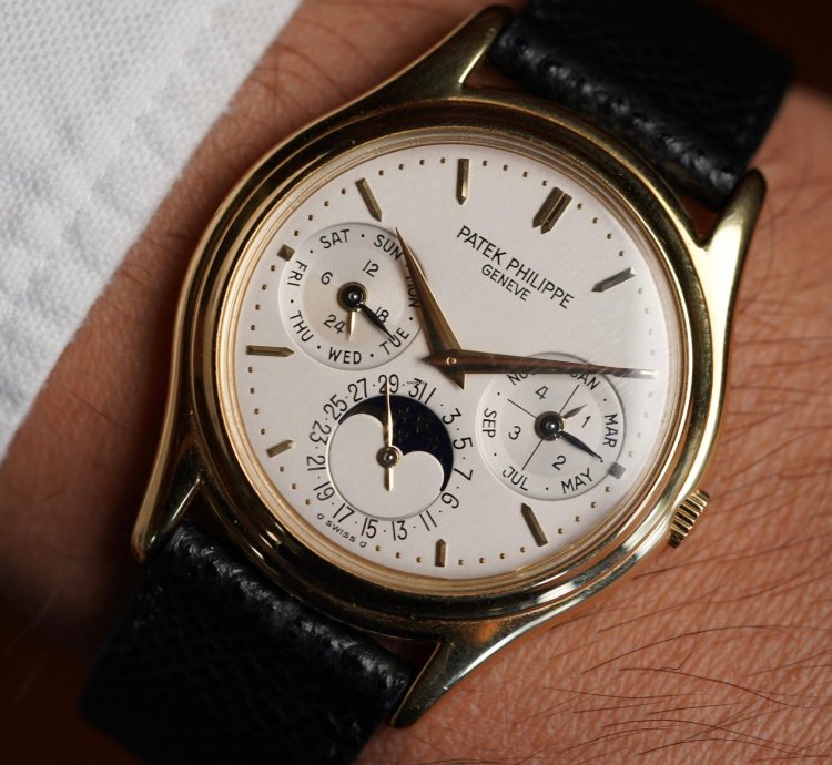 Patek Philippe Reference 3940j In Yg
