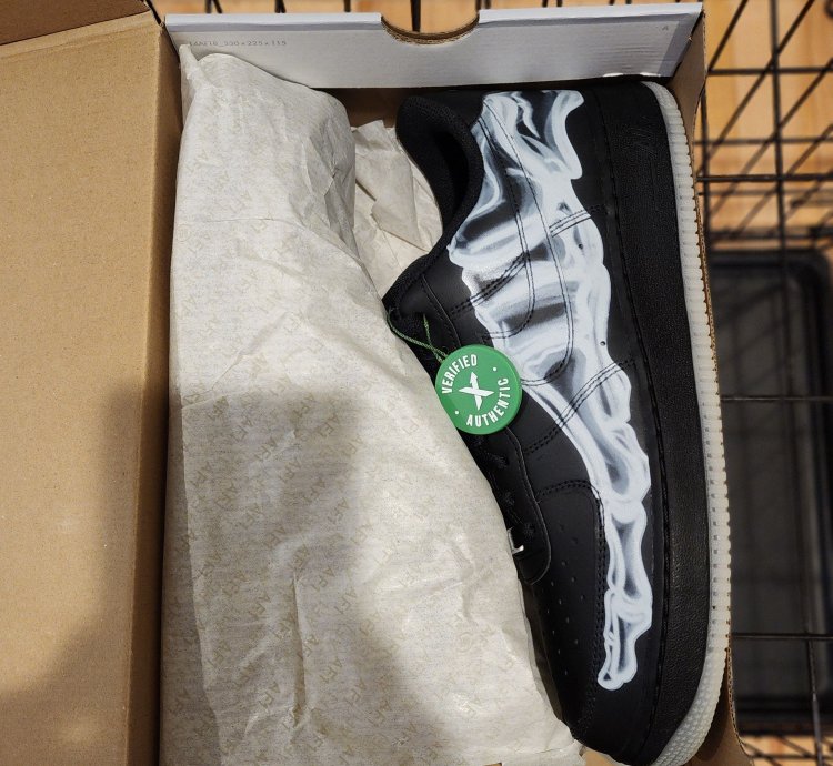 Nike Air Force 1 07 Skeleton Qs Deadstock