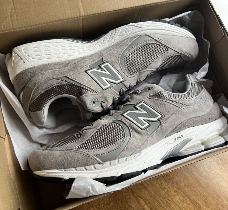 New Balance 2002r Grey White