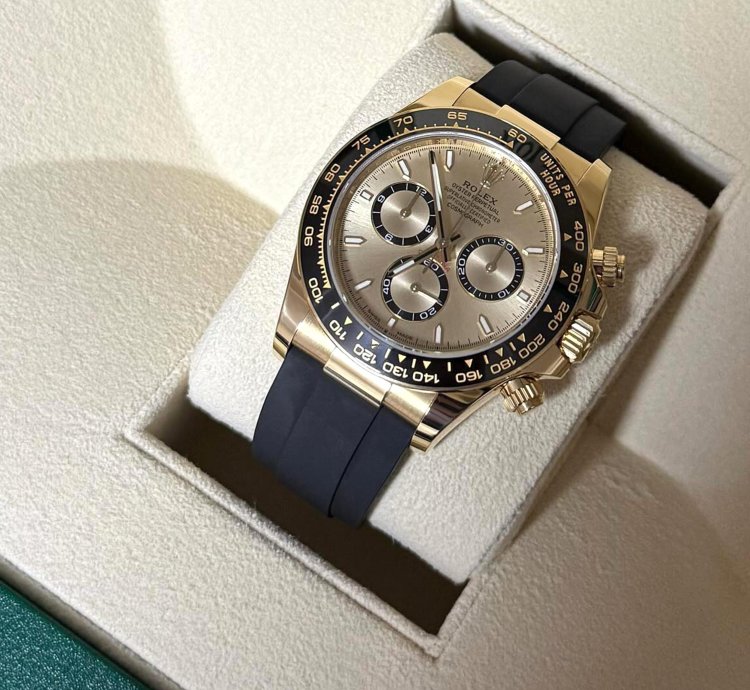 Rolex Daytona Unworn 2024 Daytona Champagne Dial Oysterflex 126518ln-0010