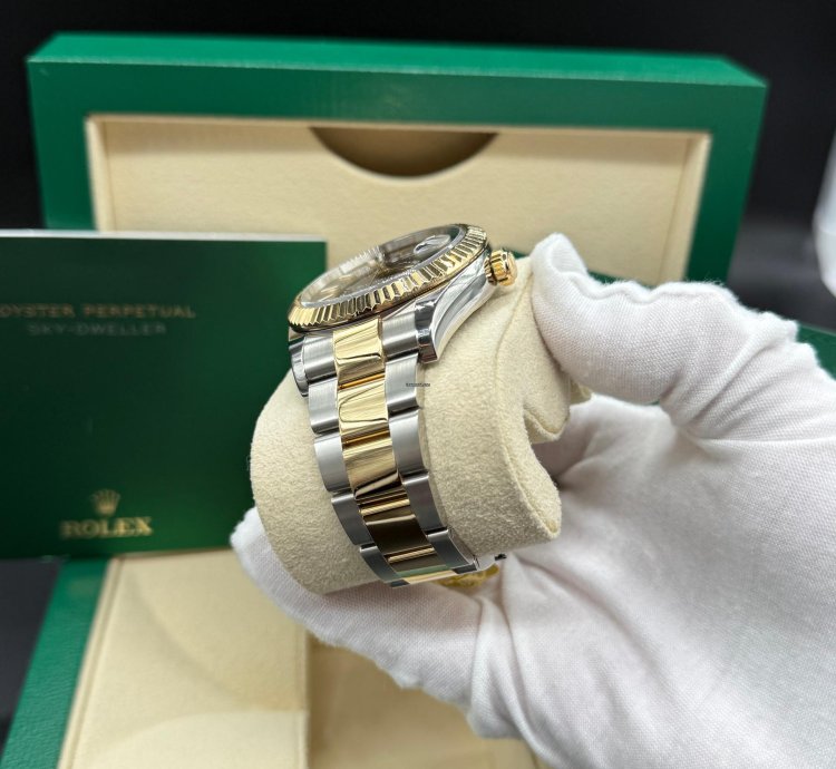 Rolex Sky-dweller Two Tone Black Dial New 2023 Complete Set