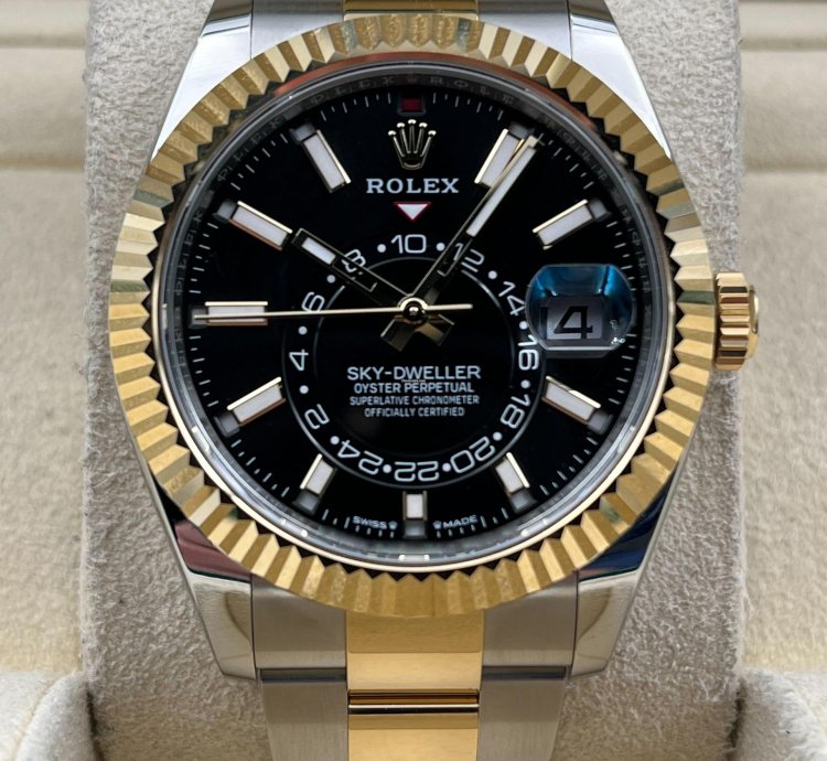 Rolex Sky-dweller Two Tone Black Dial Oyster Bracelet 336933 Unworn 2024