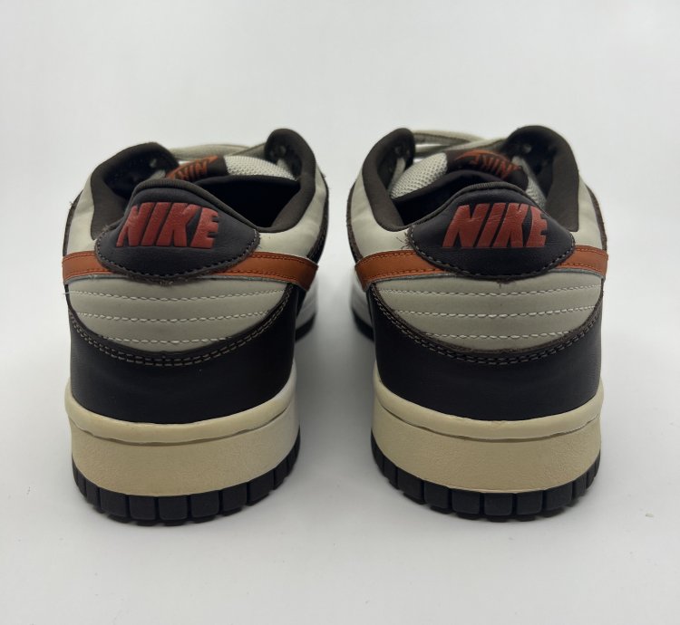 Nike Sb Dunk Low Sample Size 9 Light Stone Mesa Orange Brown