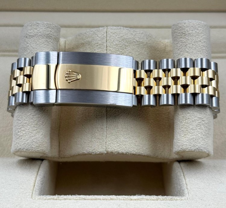 Rolex Sky-dweller Two Tone Champagne Jubilee Bracelet 336933 Unworn 2024