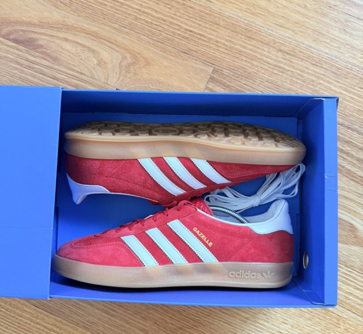 Adidas Gazelle Indoor Scarlet Gum