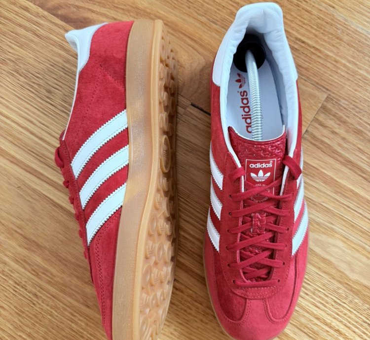 Adidas Gazelle Indoor Scarlet Gum