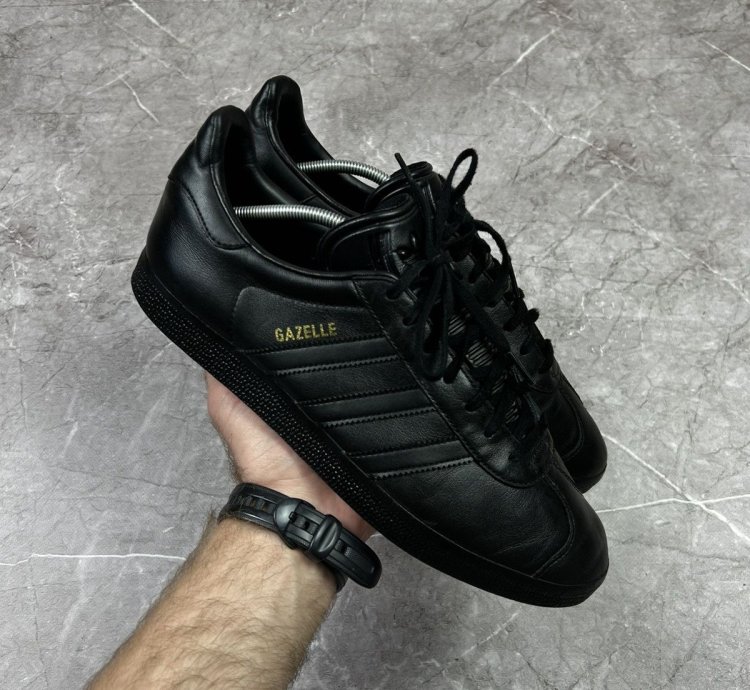 Adidas Gazelle Leather Shoes Size 44