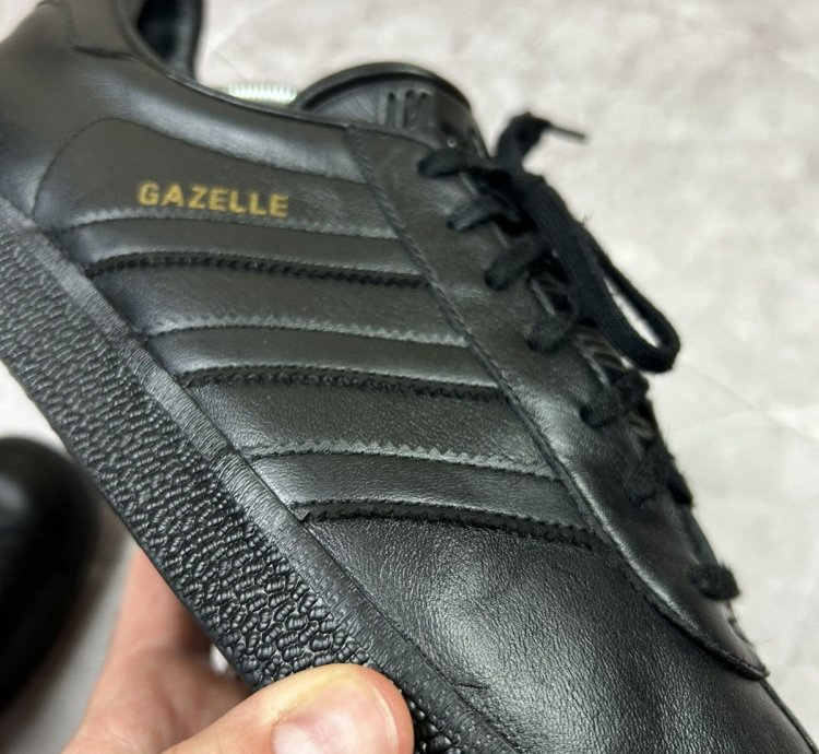 Adidas Gazelle Leather Shoes Size 44