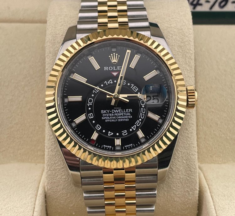 Rolex Sky-dweller Two-tone Black Dial