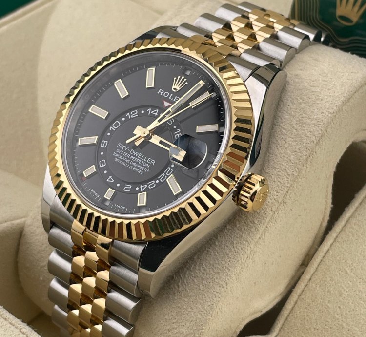 Rolex Sky-dweller Two-tone Black Dial