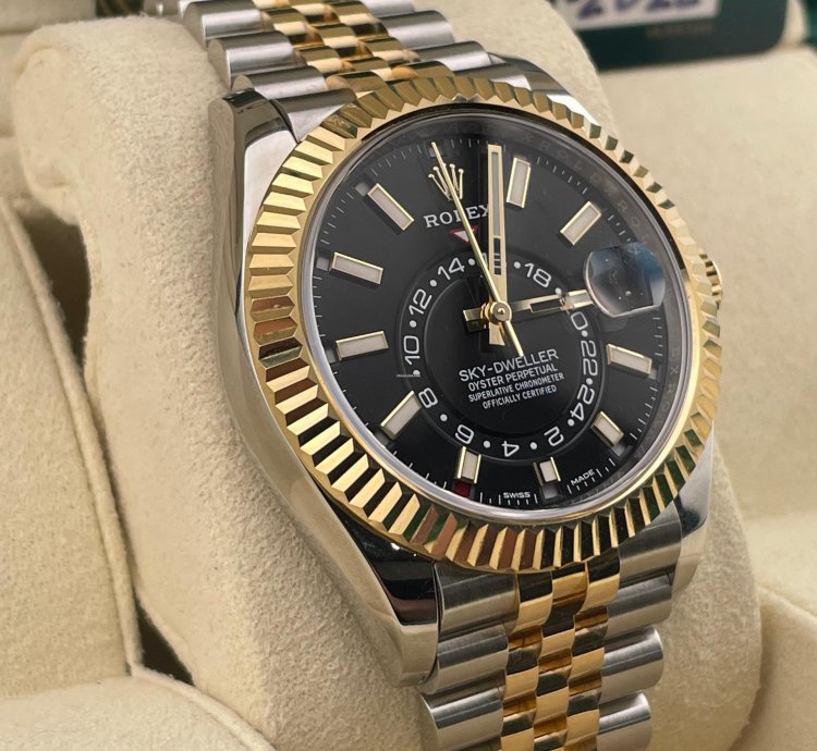 Rolex Sky-dweller Two-tone Black Dial