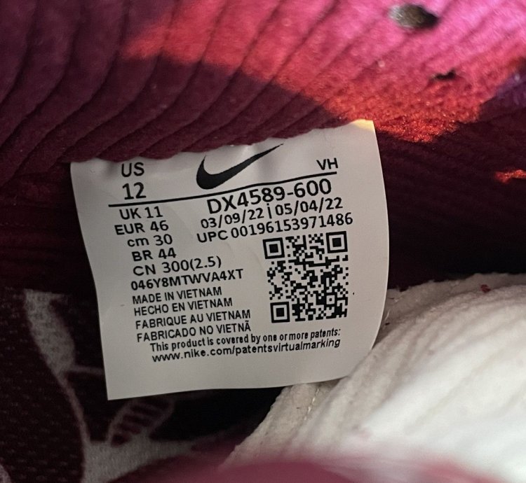 Nike Sb Dunk Low Skate Like Girl