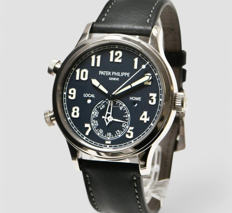 Patek Philippe Travel Time 5524g Pilot Travel Time White Gold 42mm