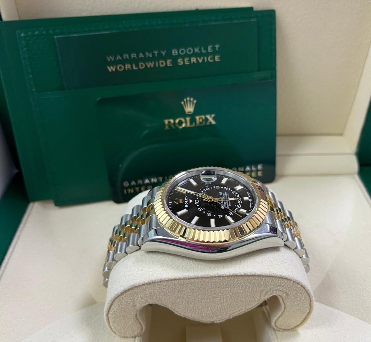 Rolex Sky-dweller Two-tone Yellow Gold Black Index Dial Jubilee 336933