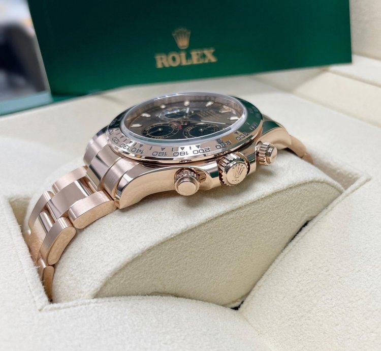 Rolex Daytona Unworn Complete Set Daytona 116505 Chocolate Index Dial Rose Gold Oyster Bracelet 40mm