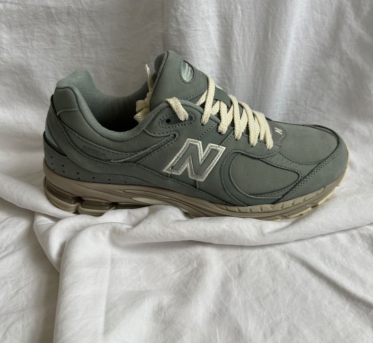 New Balance 2002r Kith Pistachio
