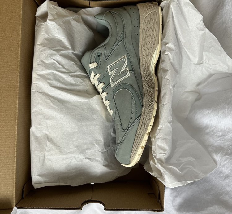 New Balance 2002r Kith Pistachio