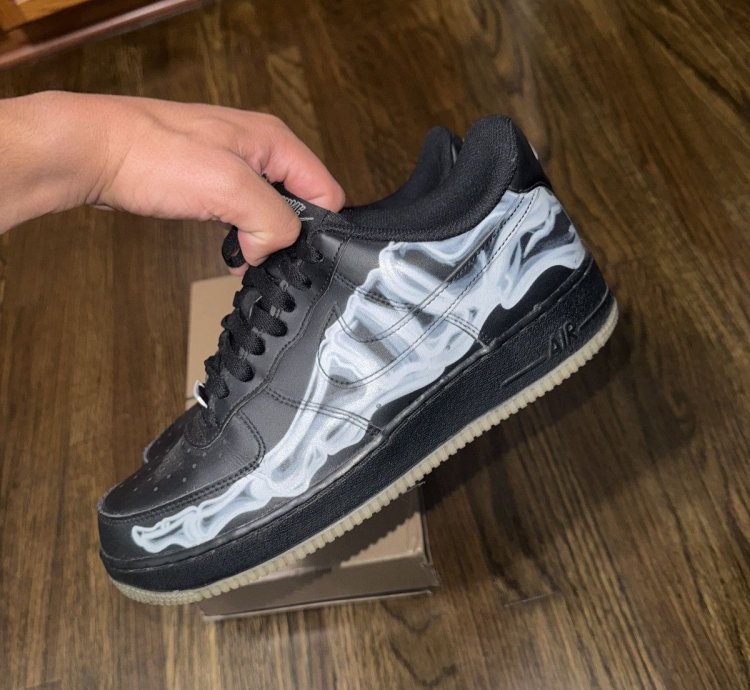 Nike Air Force 1 Low Black Skeleton Halloween 2019