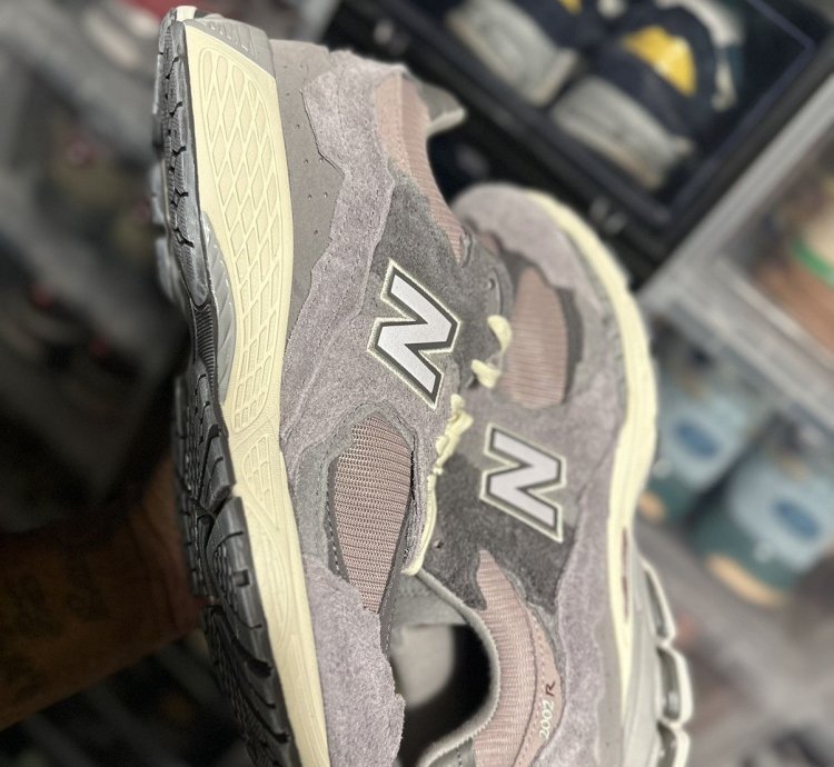 New Balance 2002r Lunar New Year Size 11
