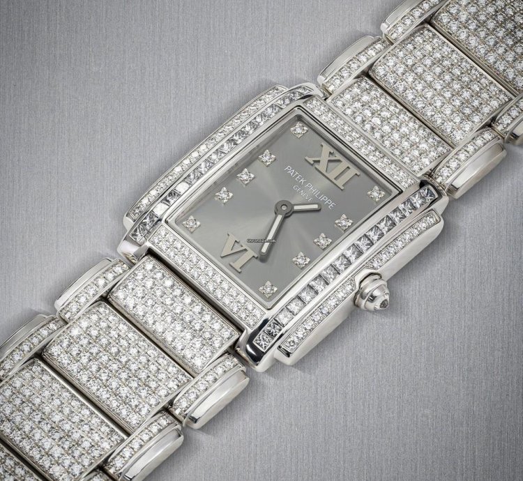 Patek Philippe Twenty 4 4910 501g-010