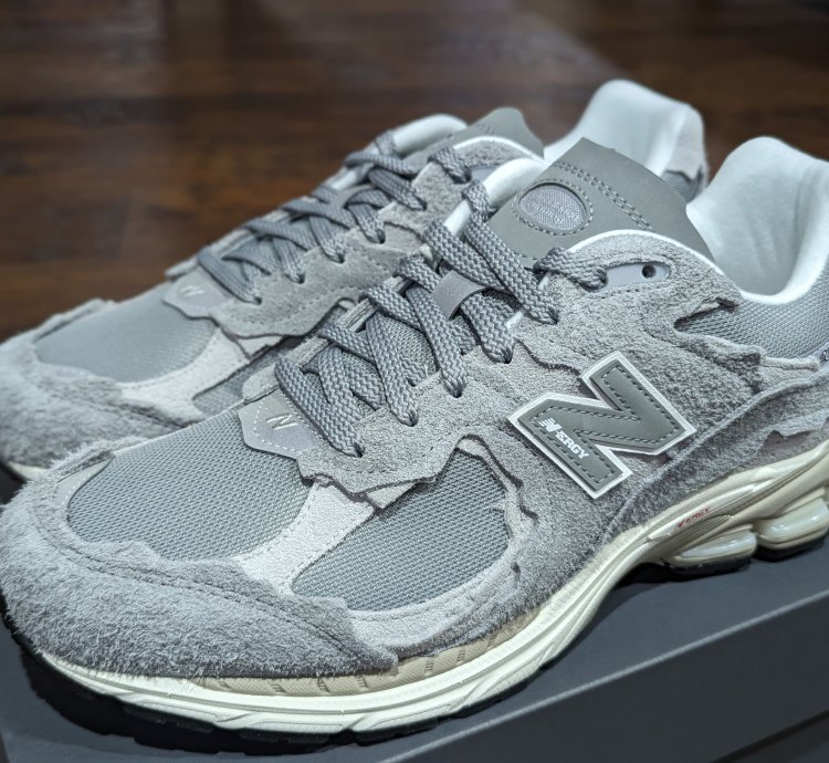 New Balance 2002r Protection Pack