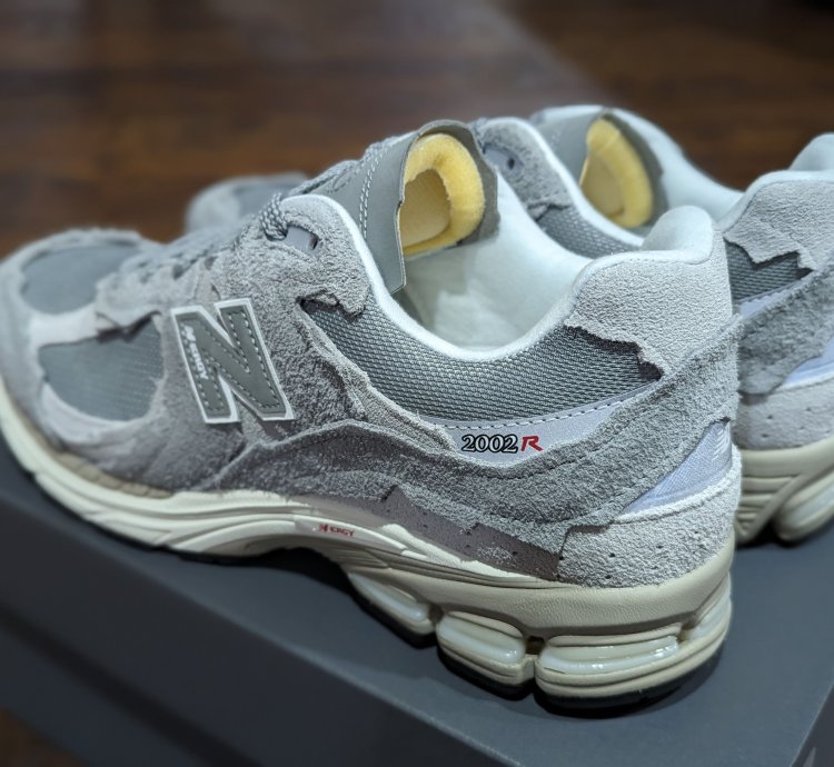 New Balance 2002r Protection Pack