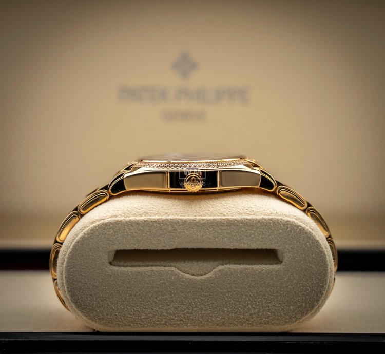 Patek Philippe Twenty 4 7300 1200r-001