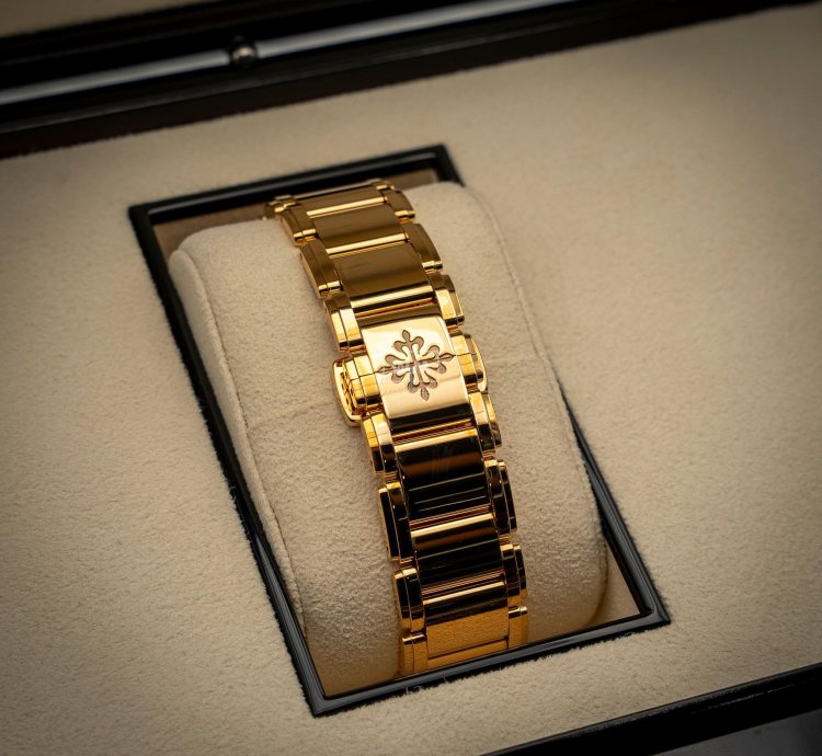 Patek Philippe Twenty 4 7300 1200r-001