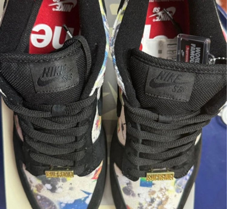 Nike Sb Dunk Low Supreme