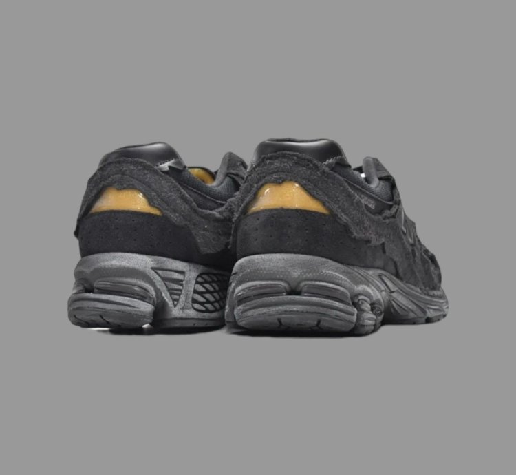 New Balance 2002r Protection Pack Black Phantom