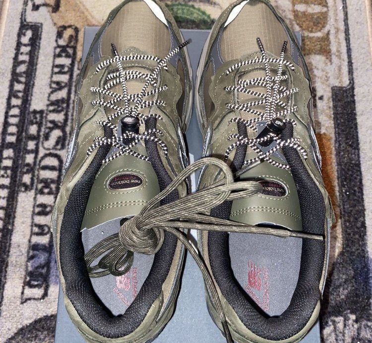 New Balance 2002r Protection Pack Dark Moss