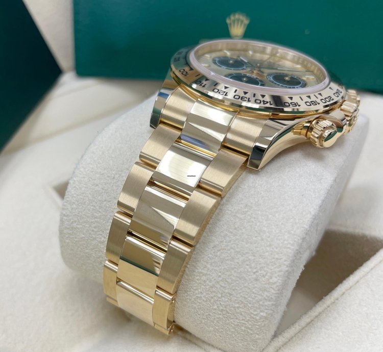 Rolex Daytona Unworn Cosmograph Daytona 126508 Champagne pikachu Dial Yellow Gold Oyster Bracelet 40mm
