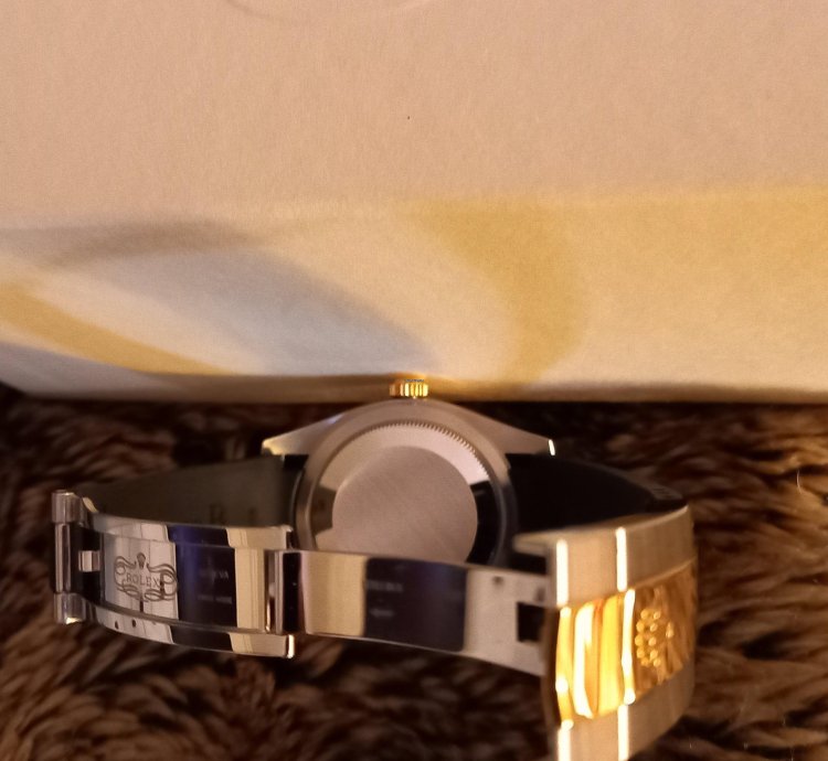 Rolex Sky-dweller Ungetragene Tresoruhr Incl Zus Tzl Rubber Band Schwarz