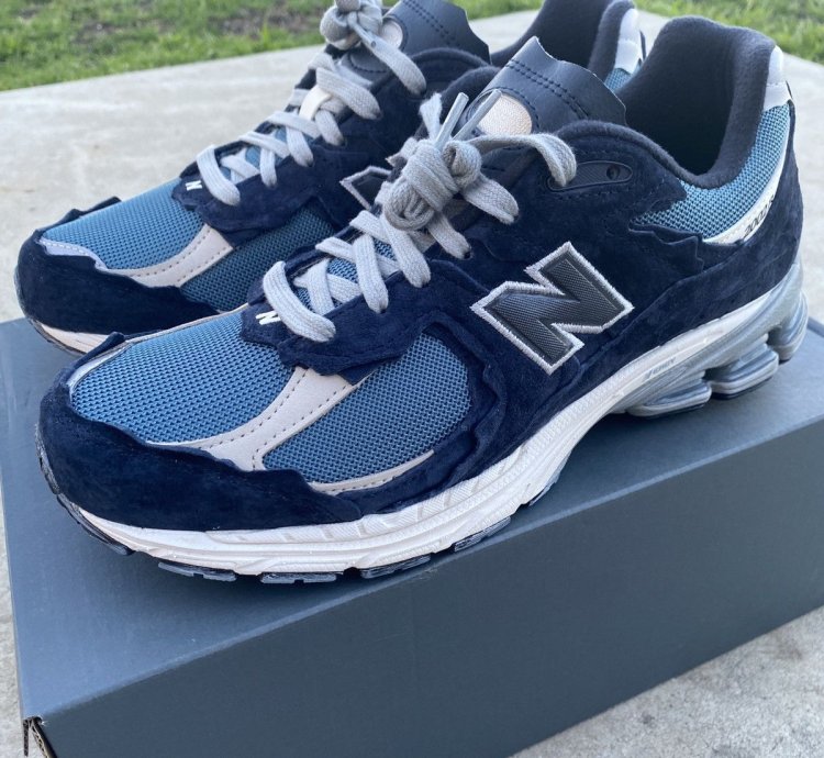 New Balance 2002r Protection Pack Dark Navy