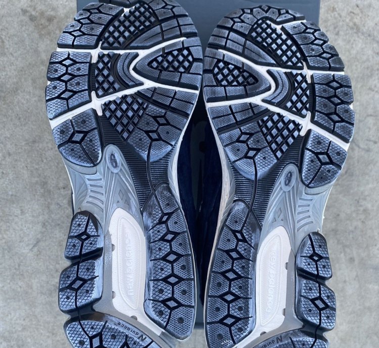 New Balance 2002r Protection Pack Dark Navy
