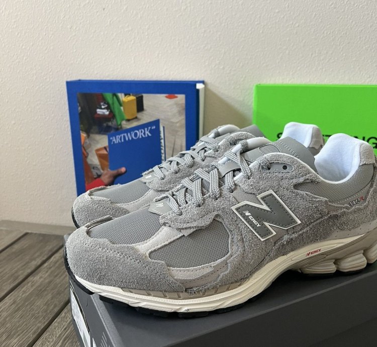 New Balance 2002r Protection Pack Grey