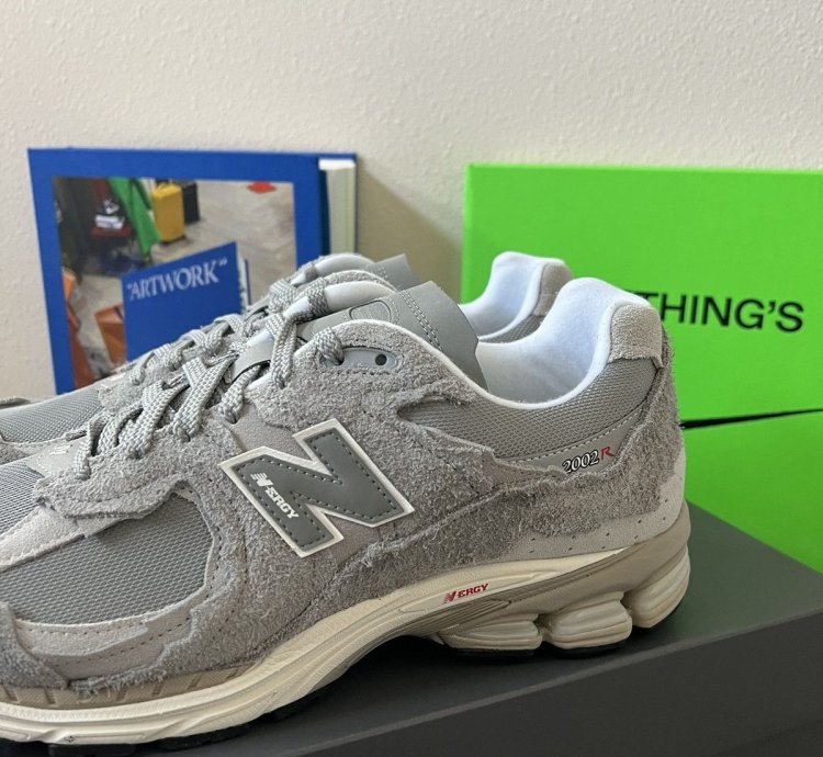 New Balance 2002r Protection Pack Grey