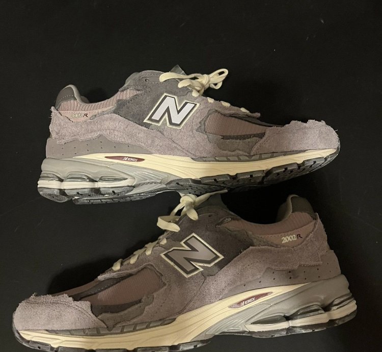 New Balance 2002r Protection Pack Lilac