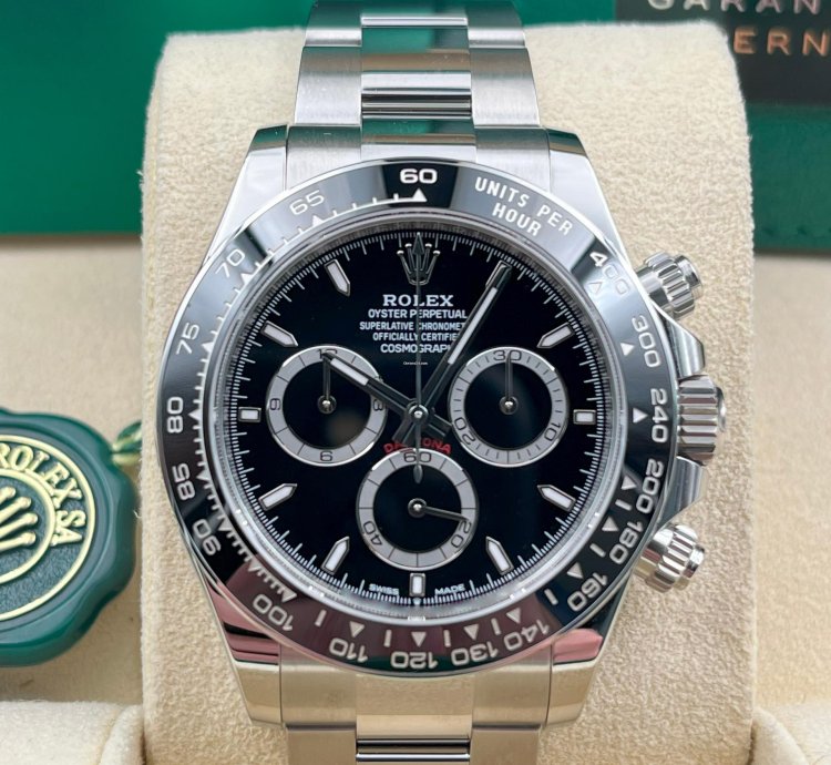 Rolex Daytona Unworn Cosmograph Daytona 40mm Black Dial 126500ln Box Papers 2025
