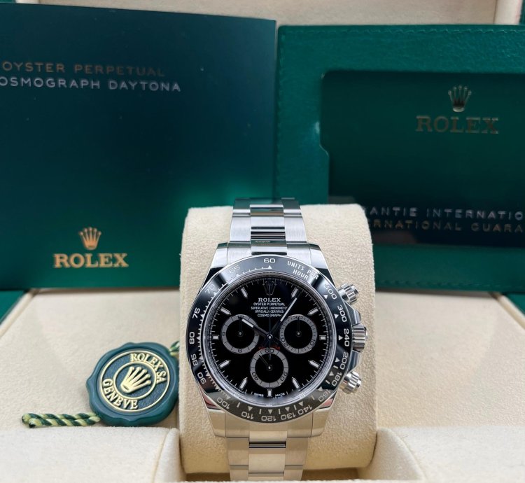 Rolex Daytona Unworn Cosmograph Daytona 40mm Black Dial 126500ln Box Papers 2025