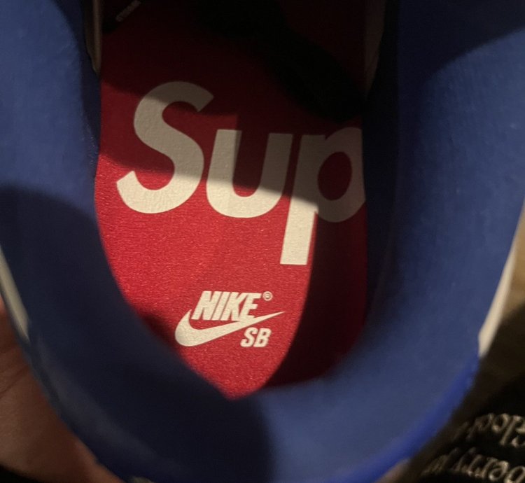Nike Sb Dunk Low Supreme Stars Hyper Royal