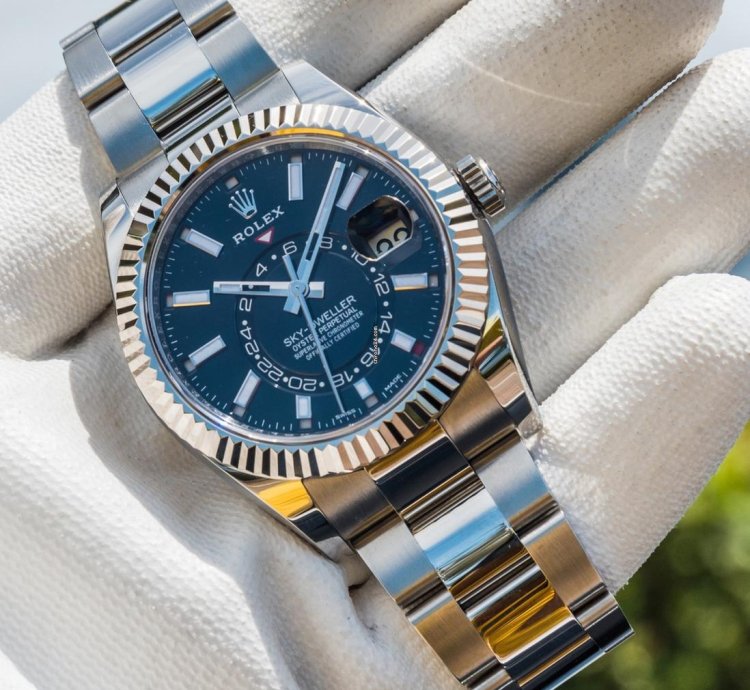 Rolex Sky-dweller Unworn 2022 Sky-dweller 326934 Black Dial